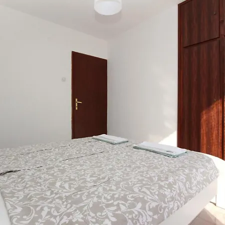 Teljega Guest house Baska (Krk)